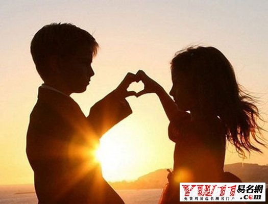浪漫情侶網(wǎng)名最新版，打造甜蜜虛擬標(biāo)識